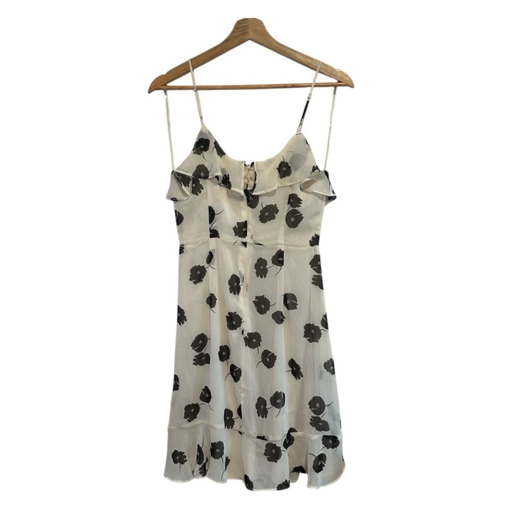 NWT All In Favor Women's Floral Spaghetti Strap Mini Dress Size Medium - Picture 3 of 12
